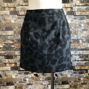 Michael Kors Animal Print Skirt in Black Size 6